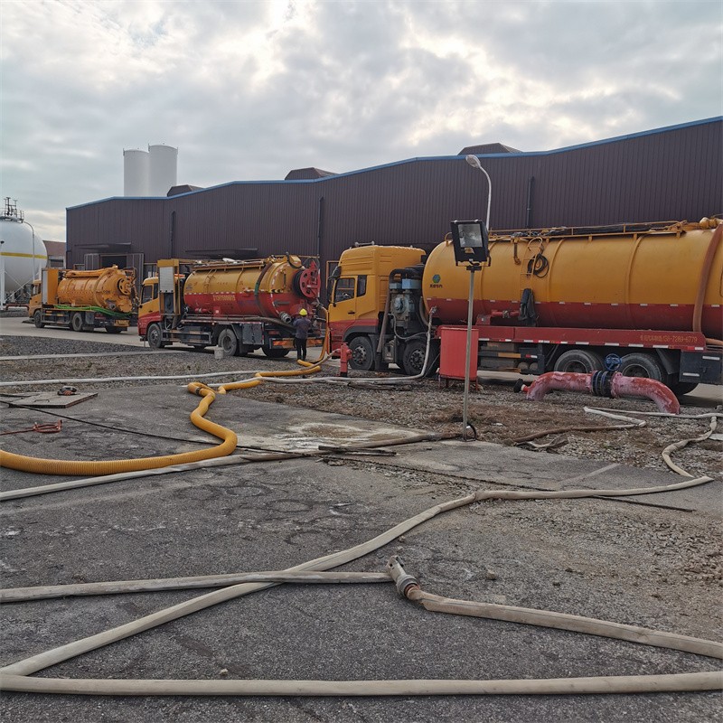 芗城污水池清理